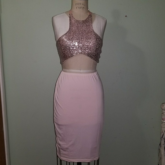 Pink 2-Piece Top and Skirt - Picture 5 of 7